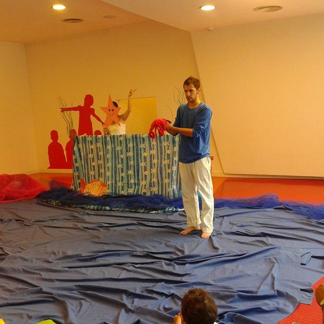 La Minúscula-Patatxaaaf! Biblionadons o sessió de contes