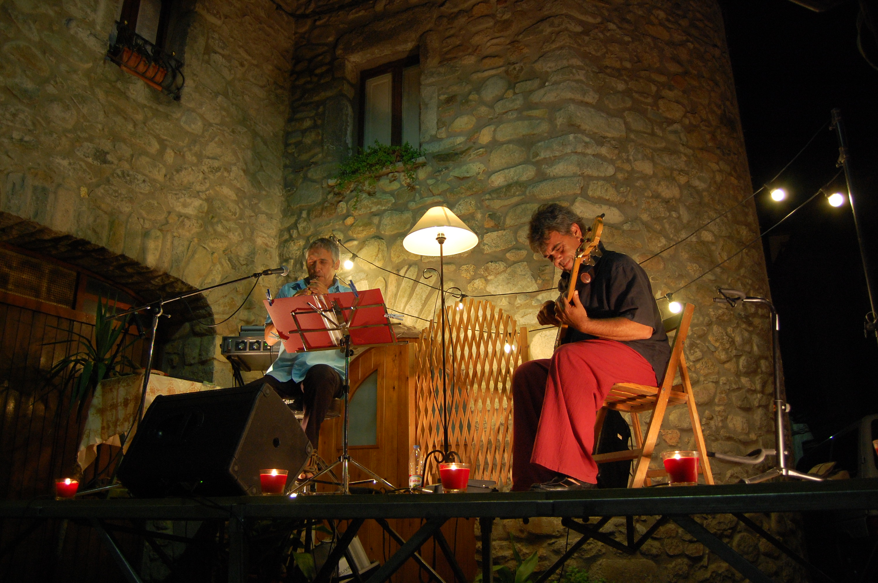 Jordi Tonietti-Veu nua