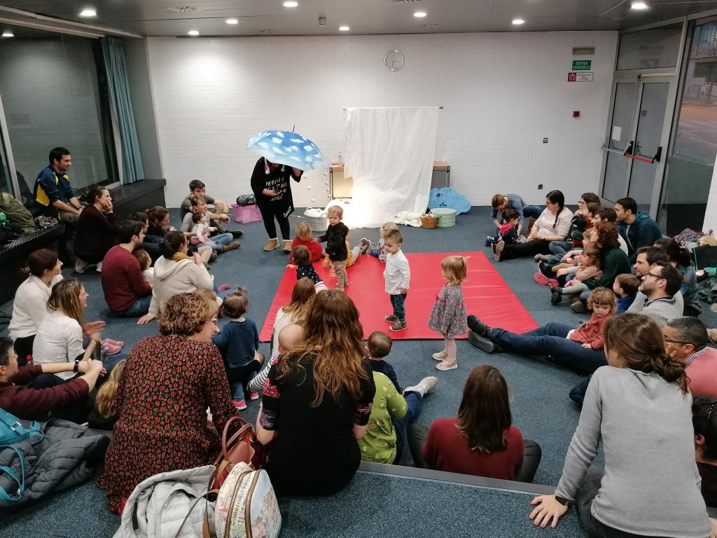 Borinotgroc / M. Dolors Arqué-Contamoixaines per a nadons (sessions amb sensacions per a nadons)