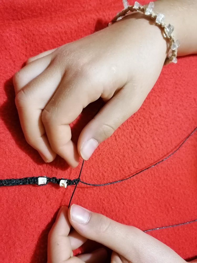 Tacte Joiers-Fem braçalets de macramé