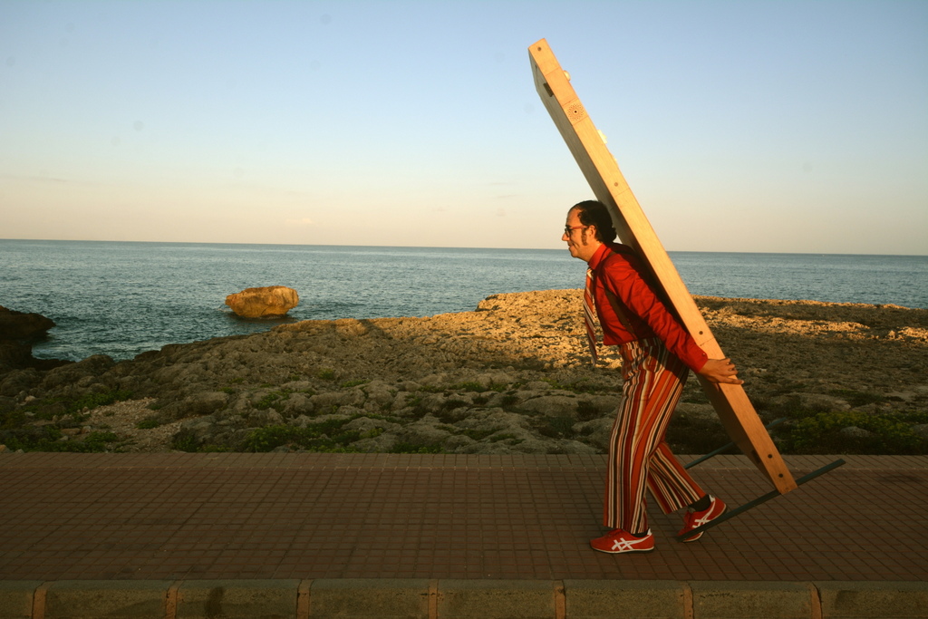 Pere Hosta-Open door