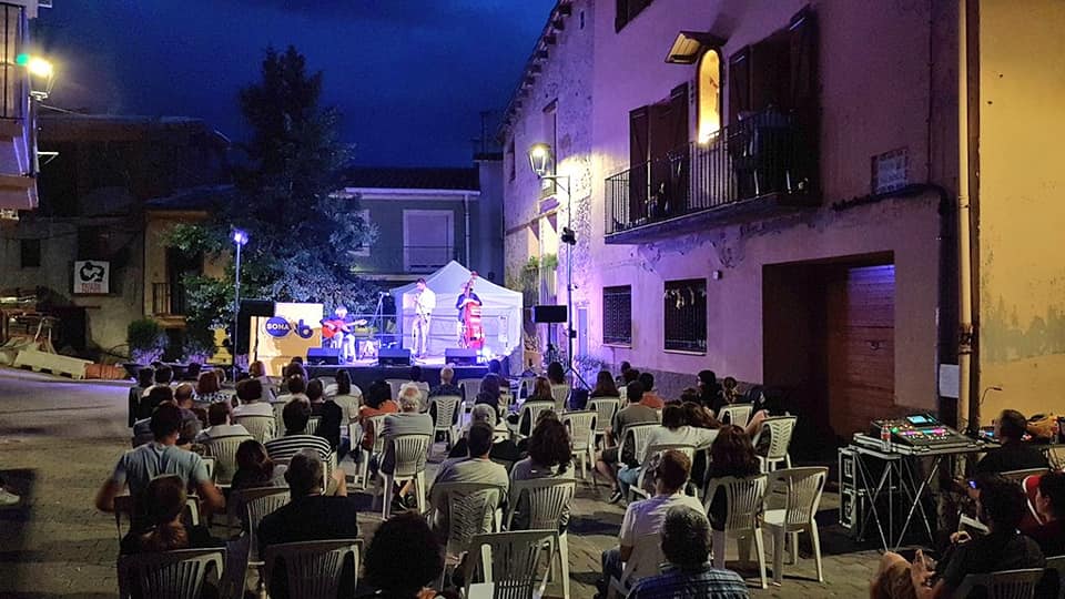 Cat Klezmer Trio-Una volta al món en 80 minuts