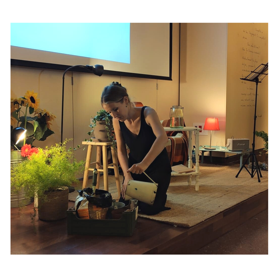 Creixent amb Art -Tot el que em cal ja ho duc a dins (espectacle teatral poètic per a adults)