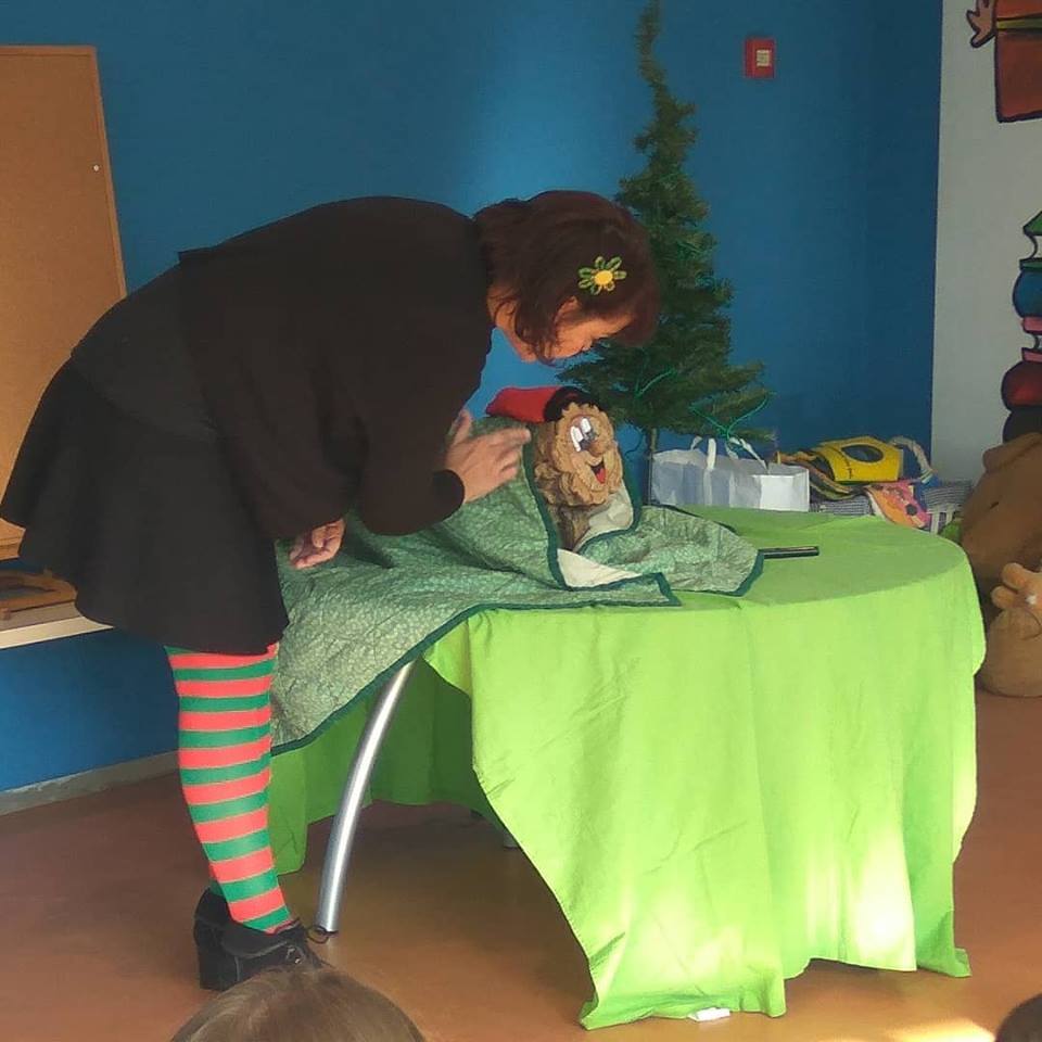 Piruleta Contes / La Quàntica Teatre-Biblionadons: El tió dormilega