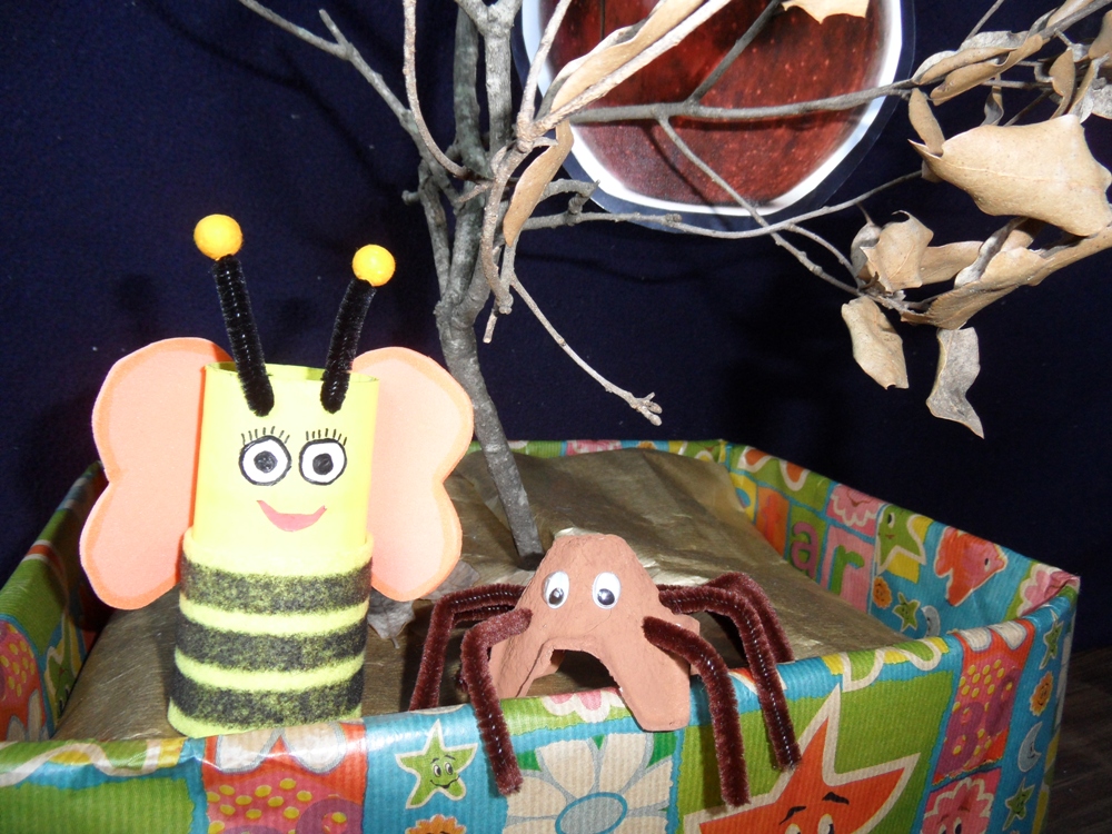 Piruleta Contes / La Quàntica Teatre-Biblionadons: Cinc pometes