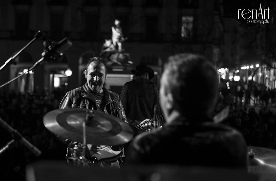 Waltrapa & The Cashmakers-Concert en format gran