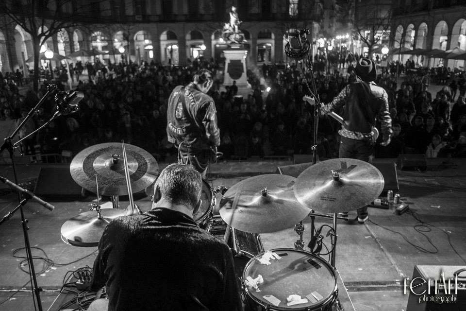 Waltrapa & The Cashmakers-Concert en format gran