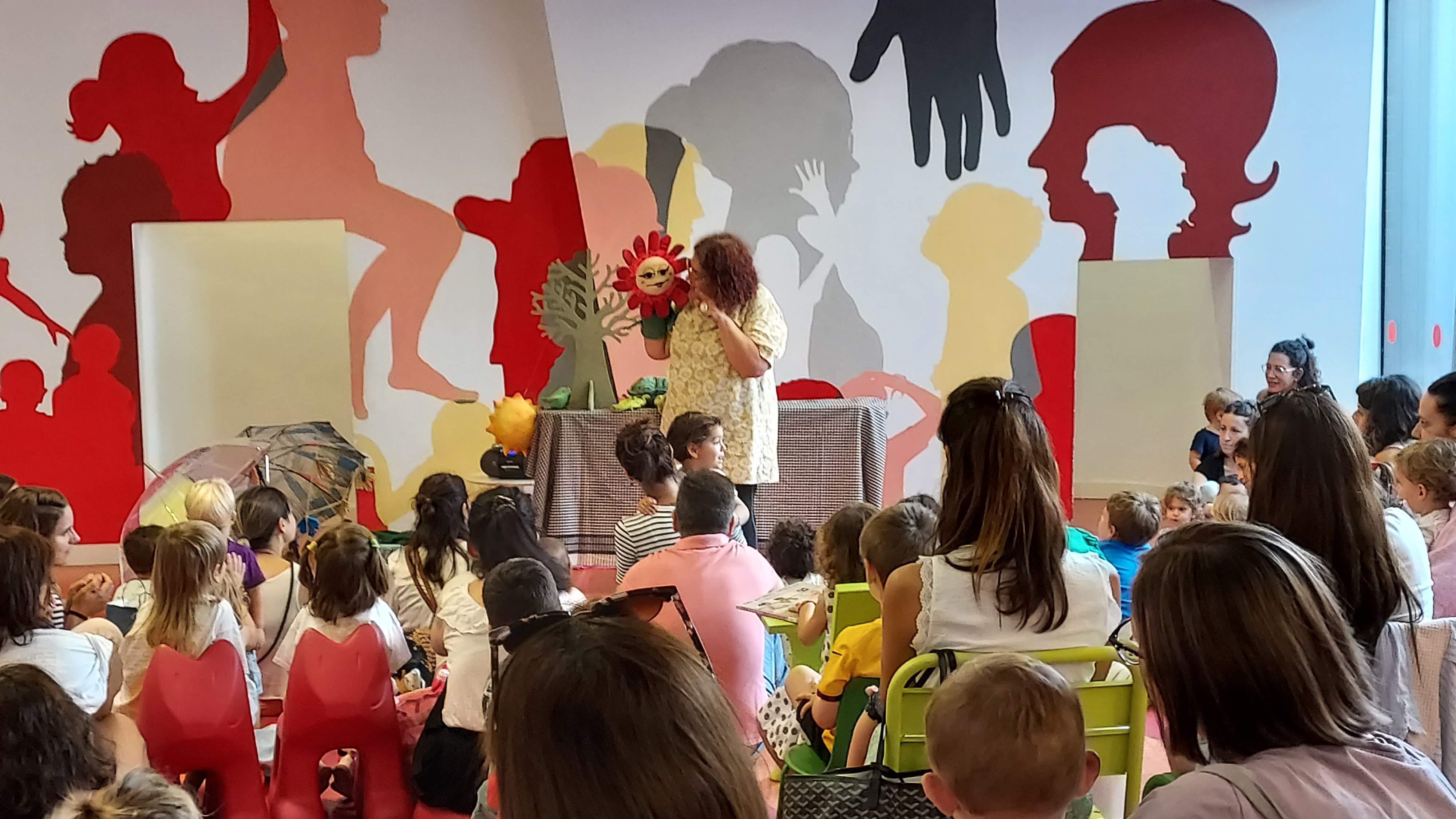 Borinotgroc / M. Dolors Arqué-Contamoixaines per a nadons (sessions amb sensacions per a nadons)