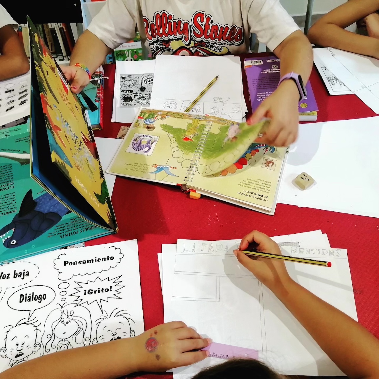 La Formigueta Curiosa-Comicverse