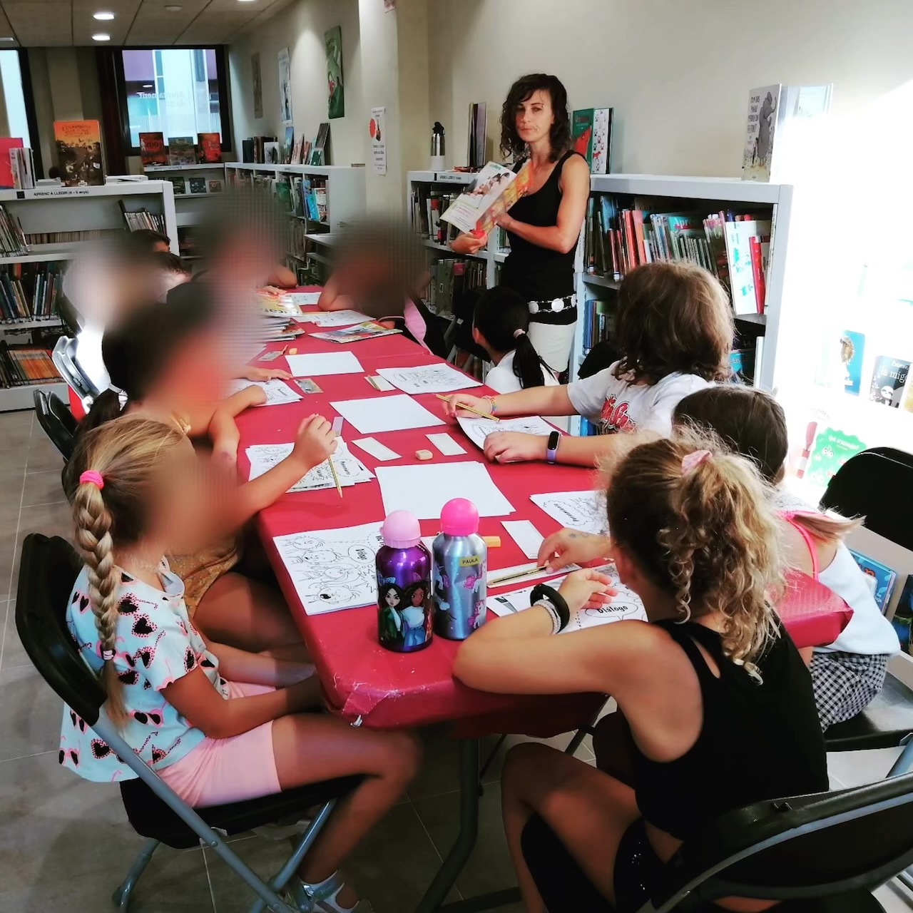 La Formigueta Curiosa-Comicverse