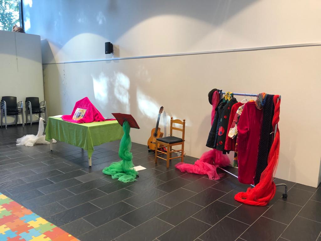 Piruleta Contes / La Quàntica Teatre-Bon dia, poesia!