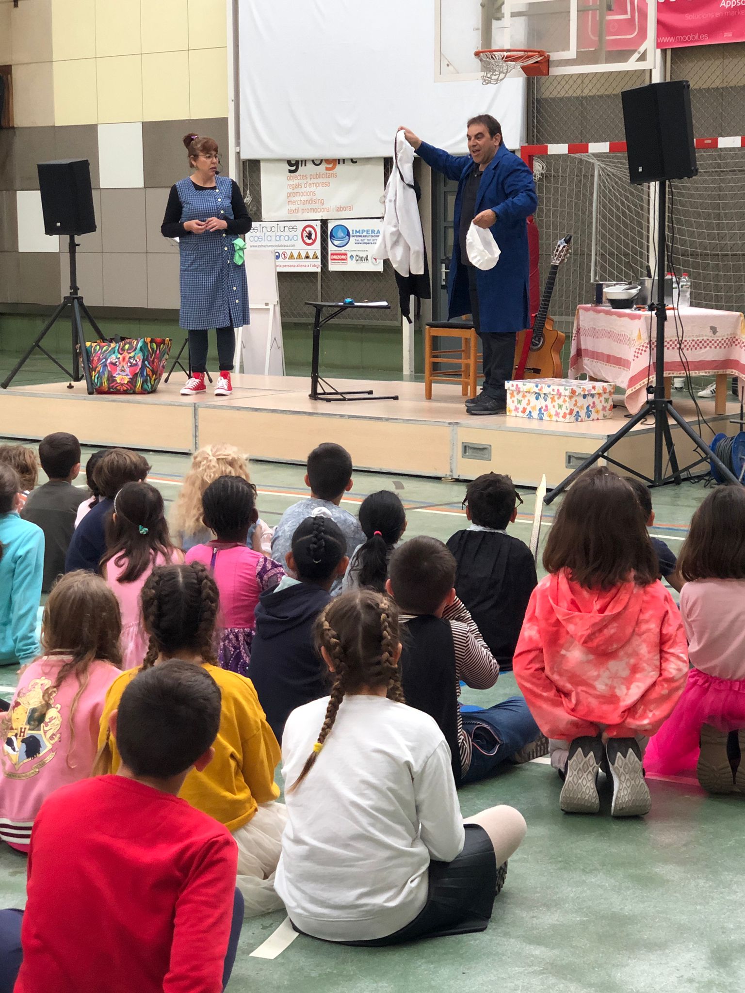 Piruleta Contes / La Quàntica Teatre-Sant Jordi balla rumba?