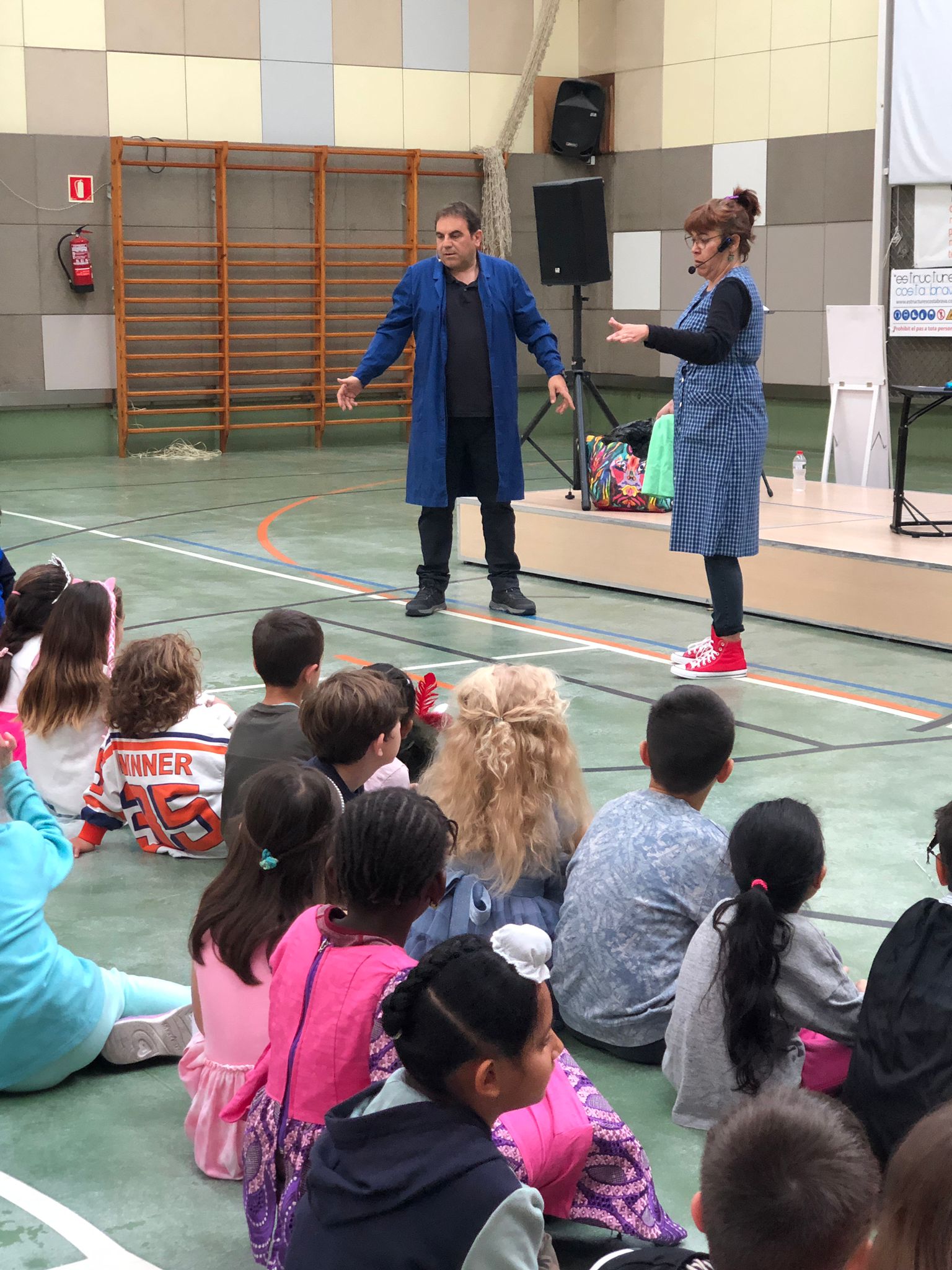 Piruleta Contes / La Quàntica Teatre-Sant Jordi balla rumba?