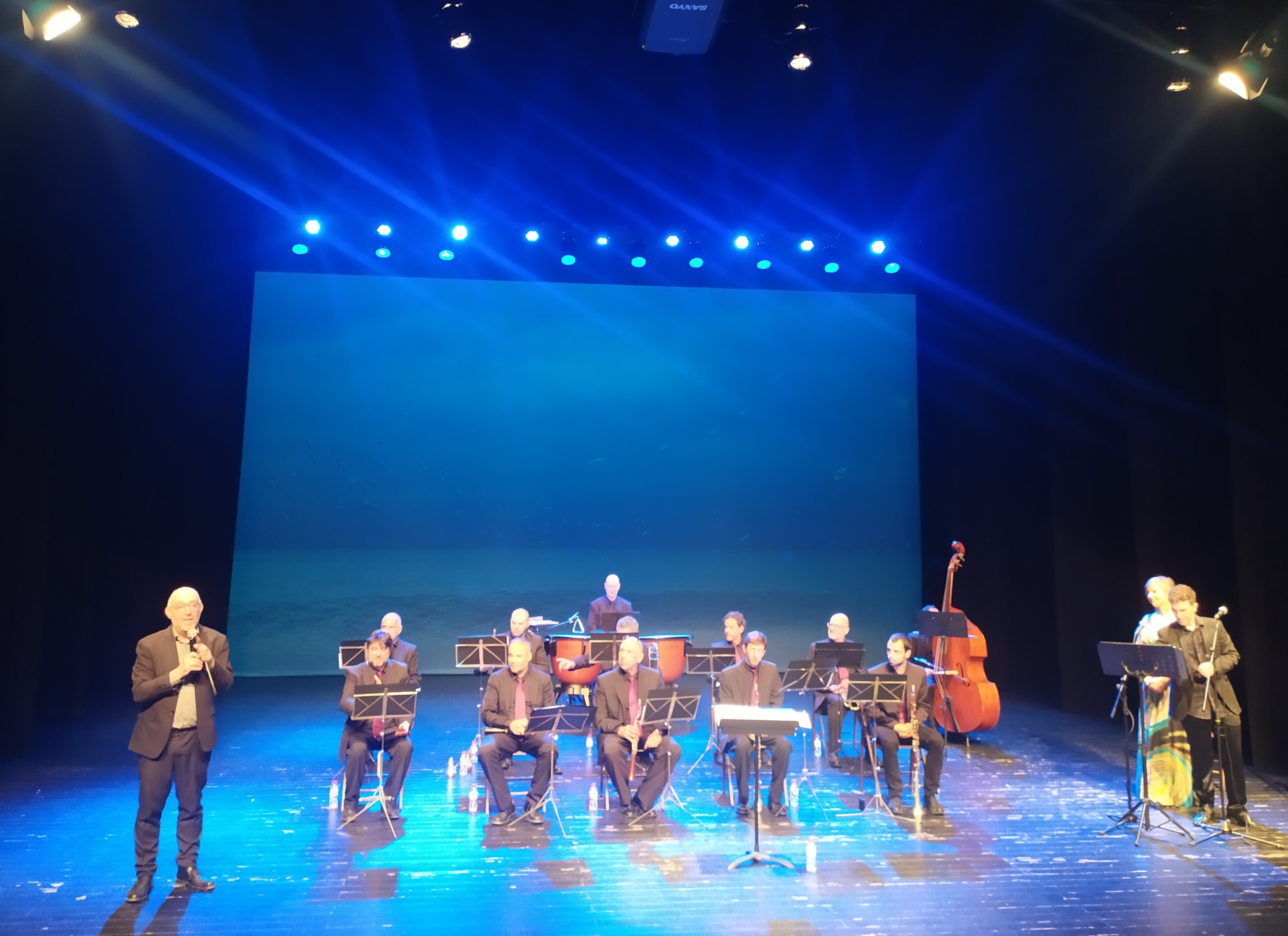 Cobla Ciutat de Girona-Teatre líric. Cobla i veus