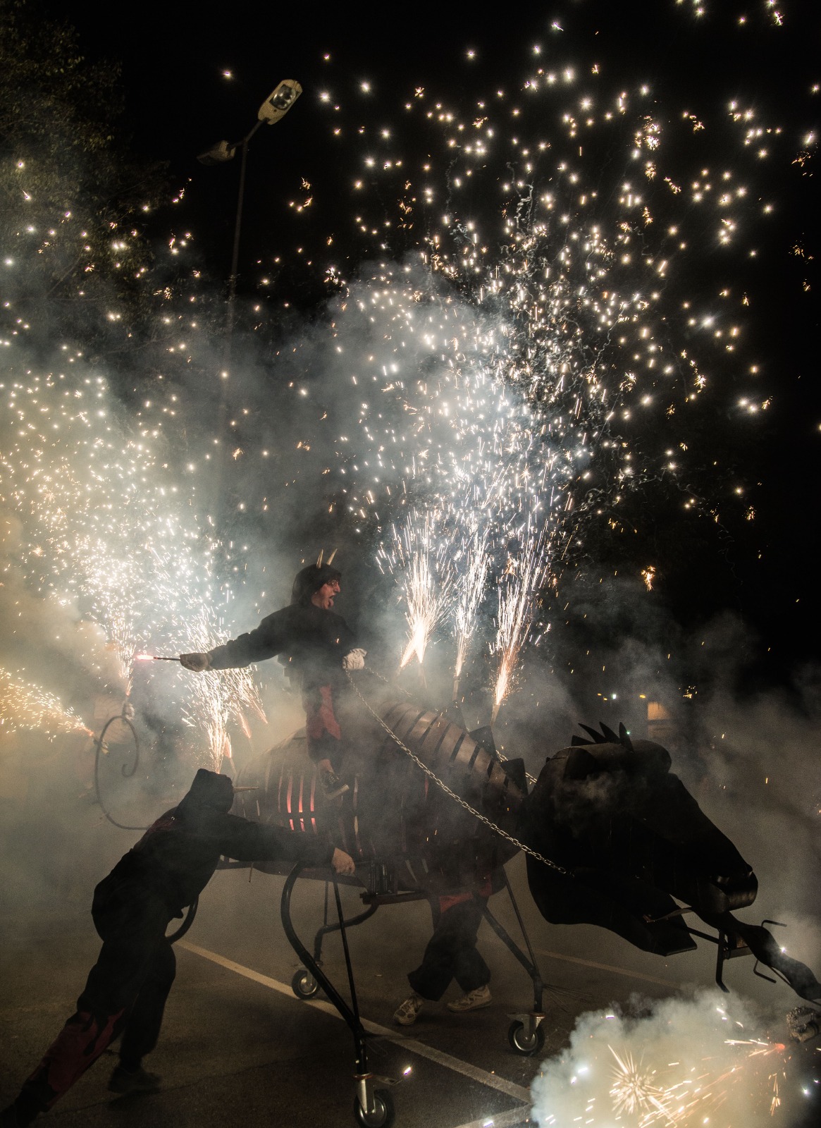 Els Senyors del Foc-Correfoc de gran format