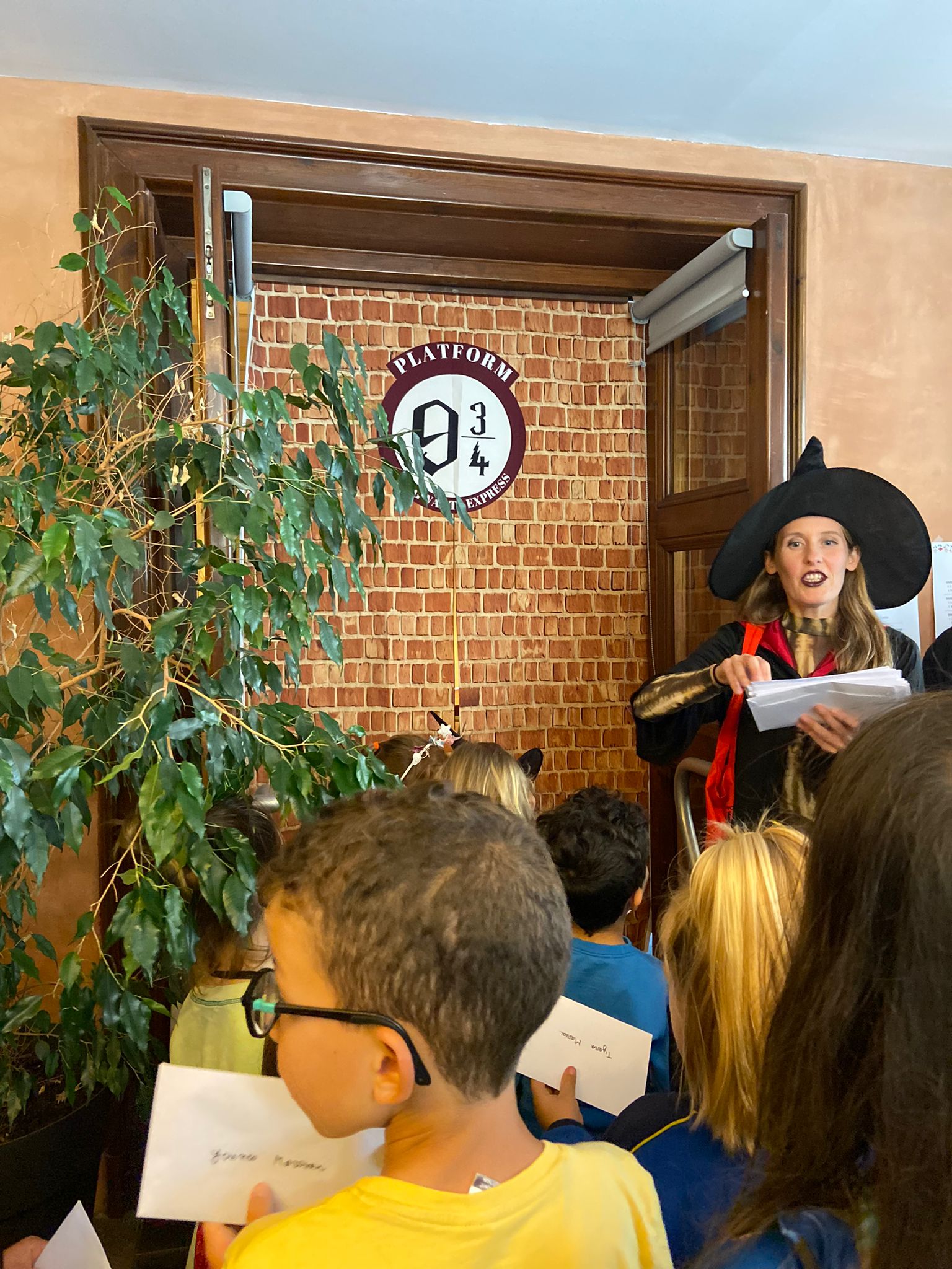 Creixent amb Art -L'escoleta de màgia (espectacle amb taller)