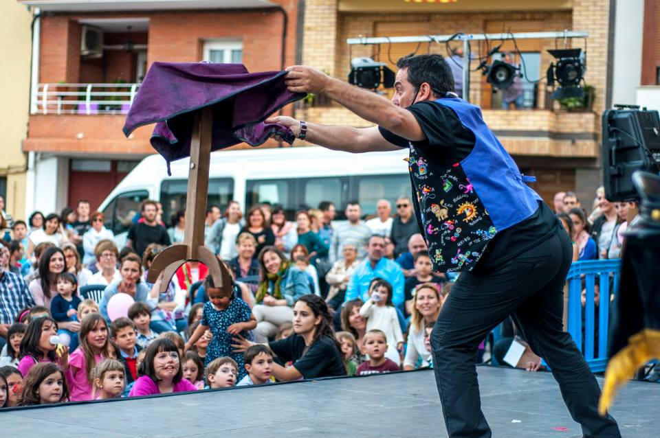 Companyia Mag Nani-Alehop hop!!