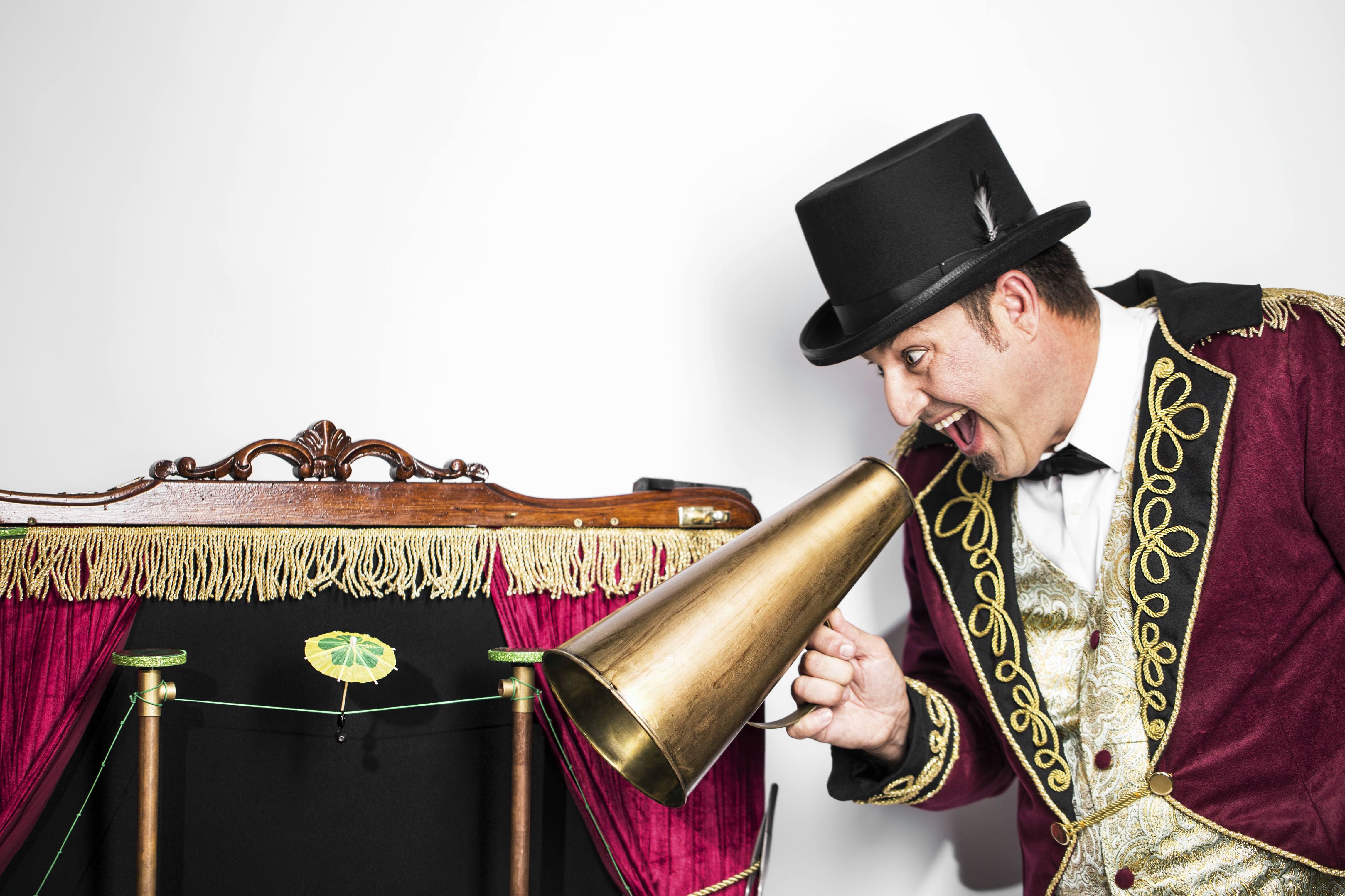 Fèlix Brunet-El domador de puces