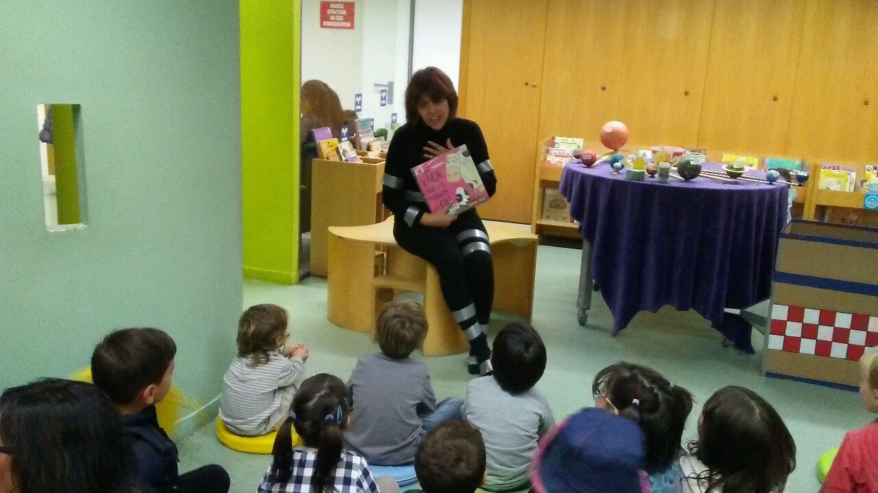 Piruleta Contes / La Quàntica Teatre-Contes de l'univers