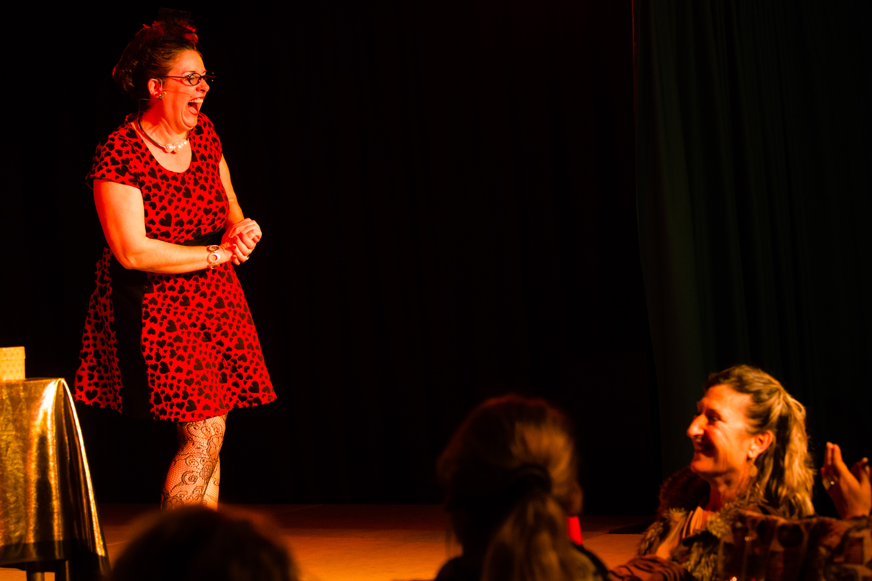 ClinClonClown-Swellen's Taper Sex