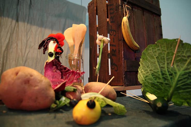 Tulasi Teatre-La màgia dels aliments: titelles a punt per menjar