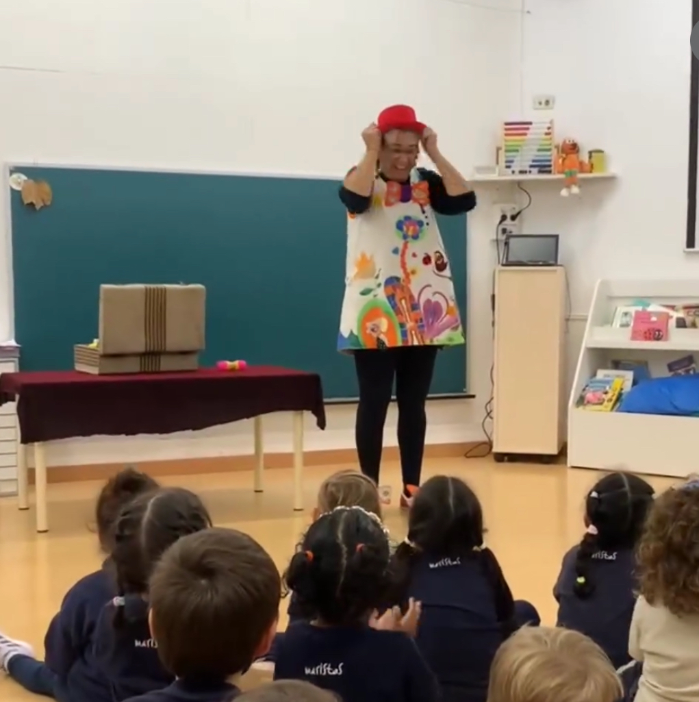 ClinClonClown-Pas a pas posem el nas