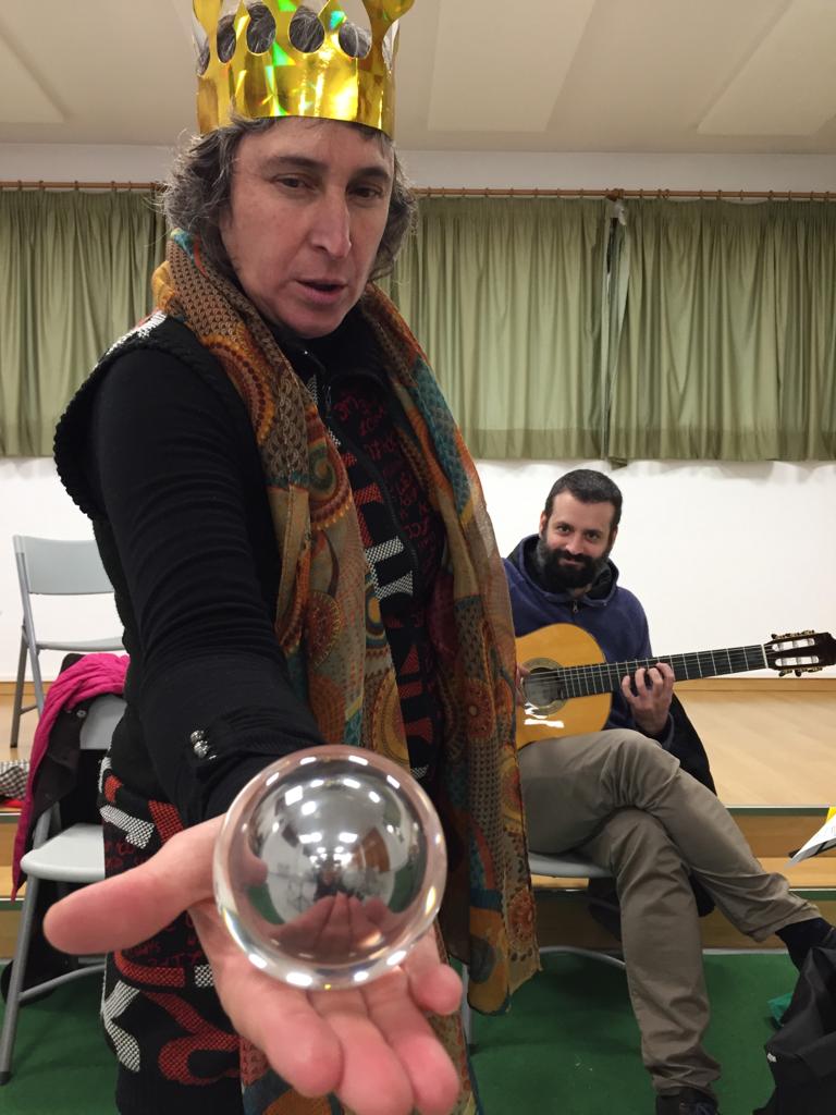 La Sal d'Olot-Contes de Nadal i taller de postals 