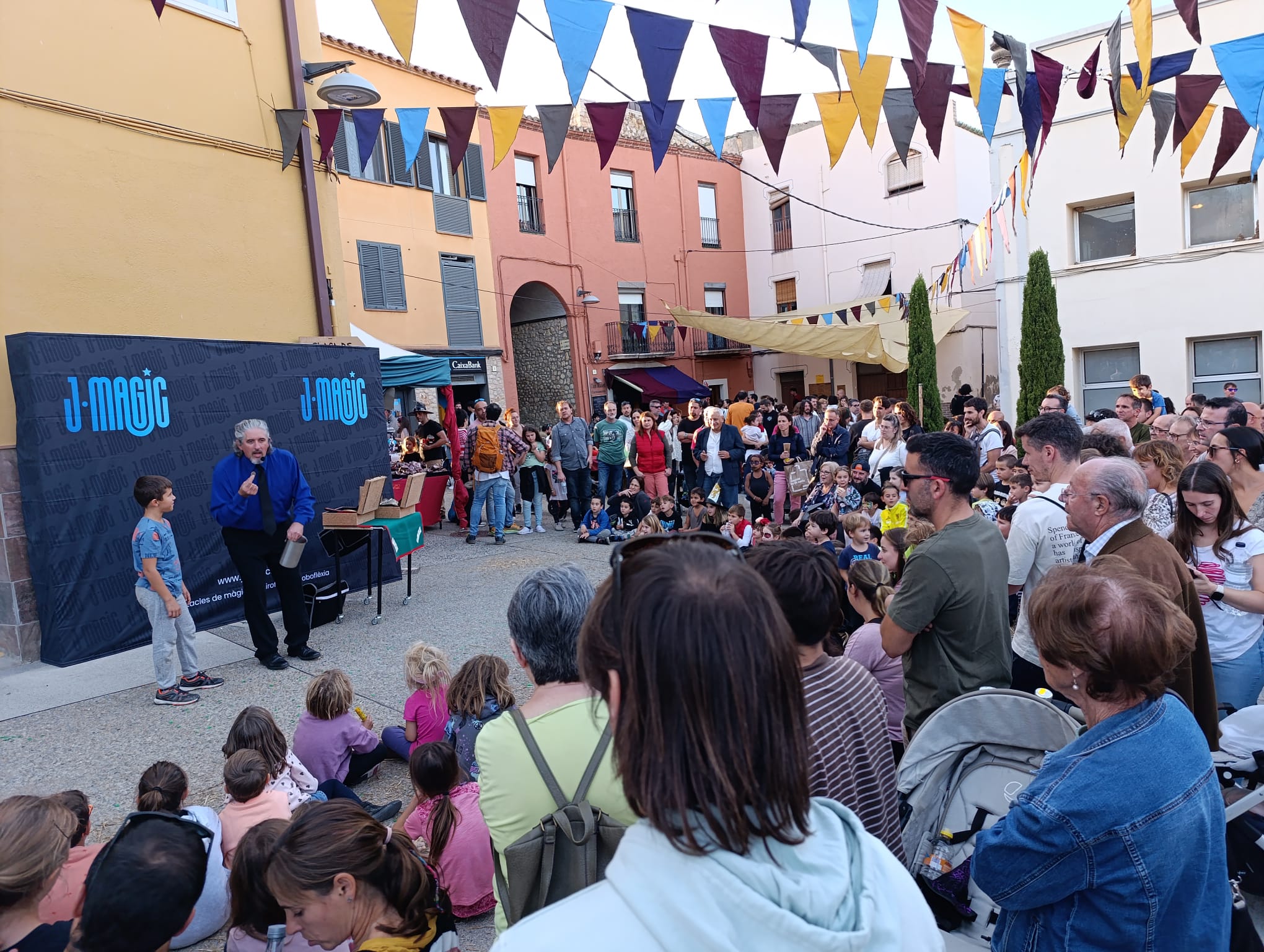 Companyia Jmagic-Espectacle de màgia Patampatatim