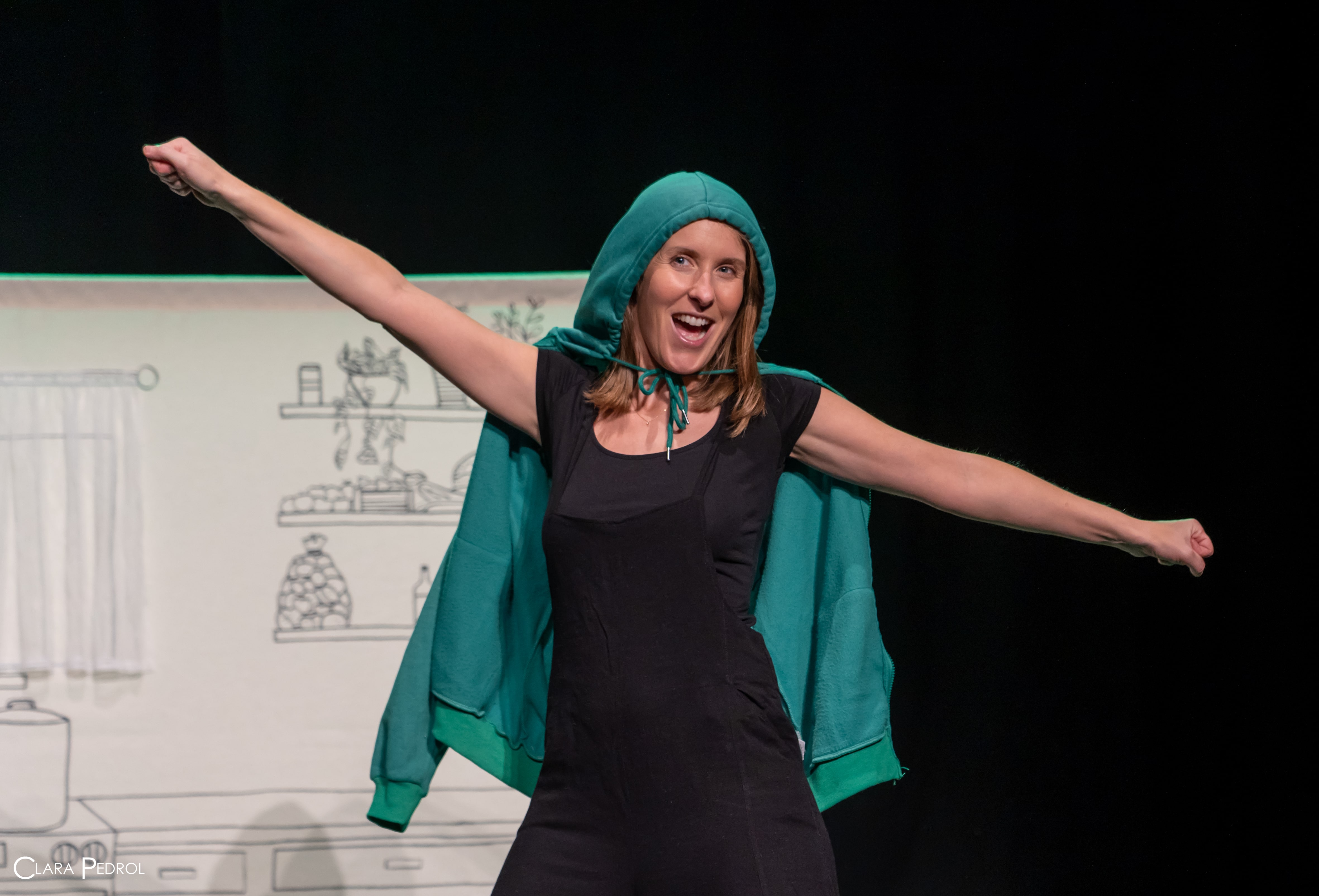 Creixent amb Art -La Caputxeta Verda i el llop