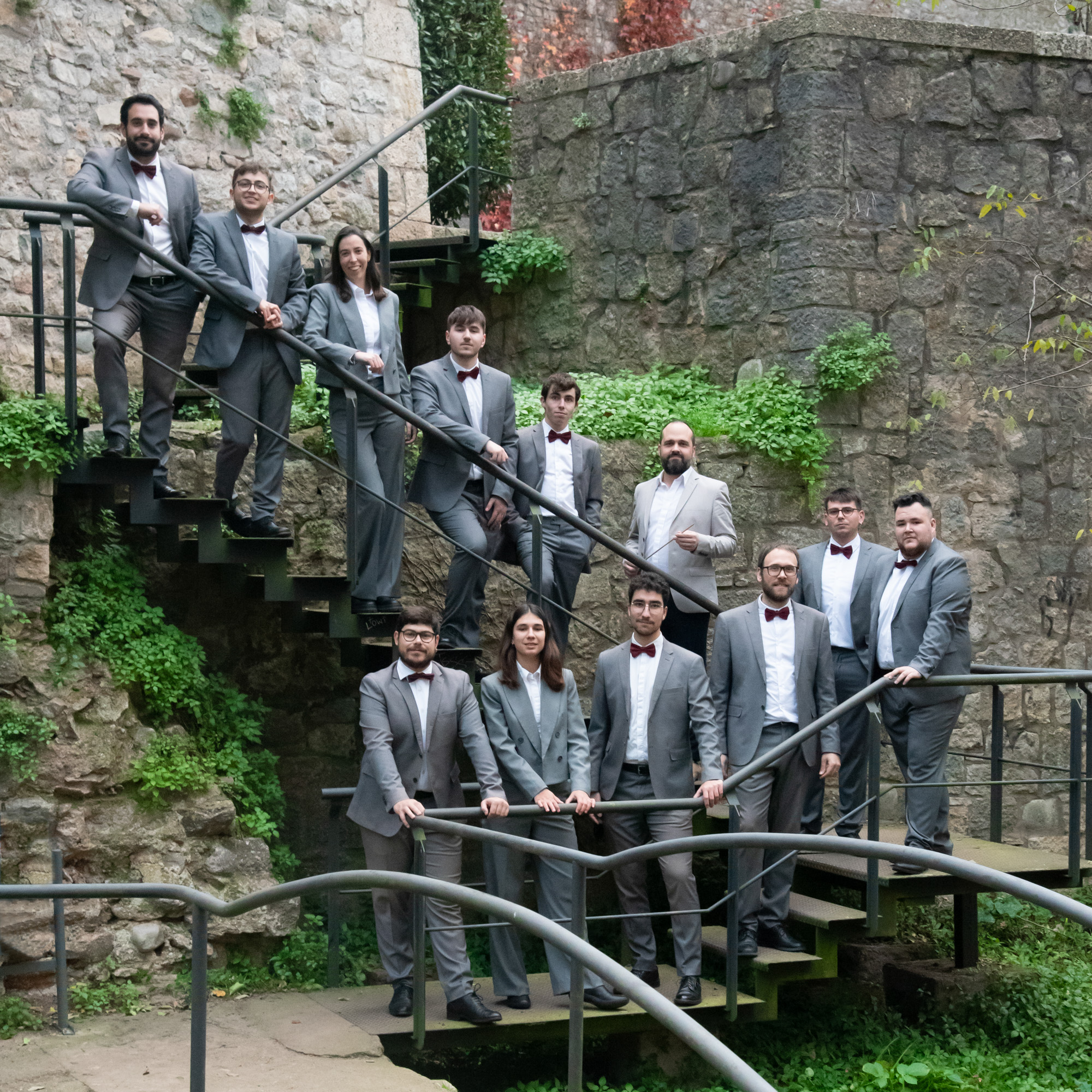 Cobla Bisbal Jove-Sardanes (ballades, aplecs, concerts, gravacions), oficis, cercaviles i balls de gegants o bestiari