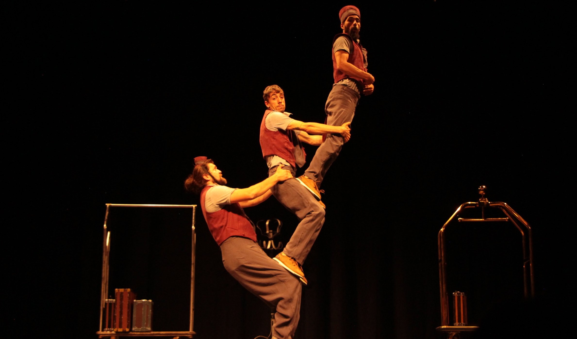 TotalCirc-Hotel Bucarest