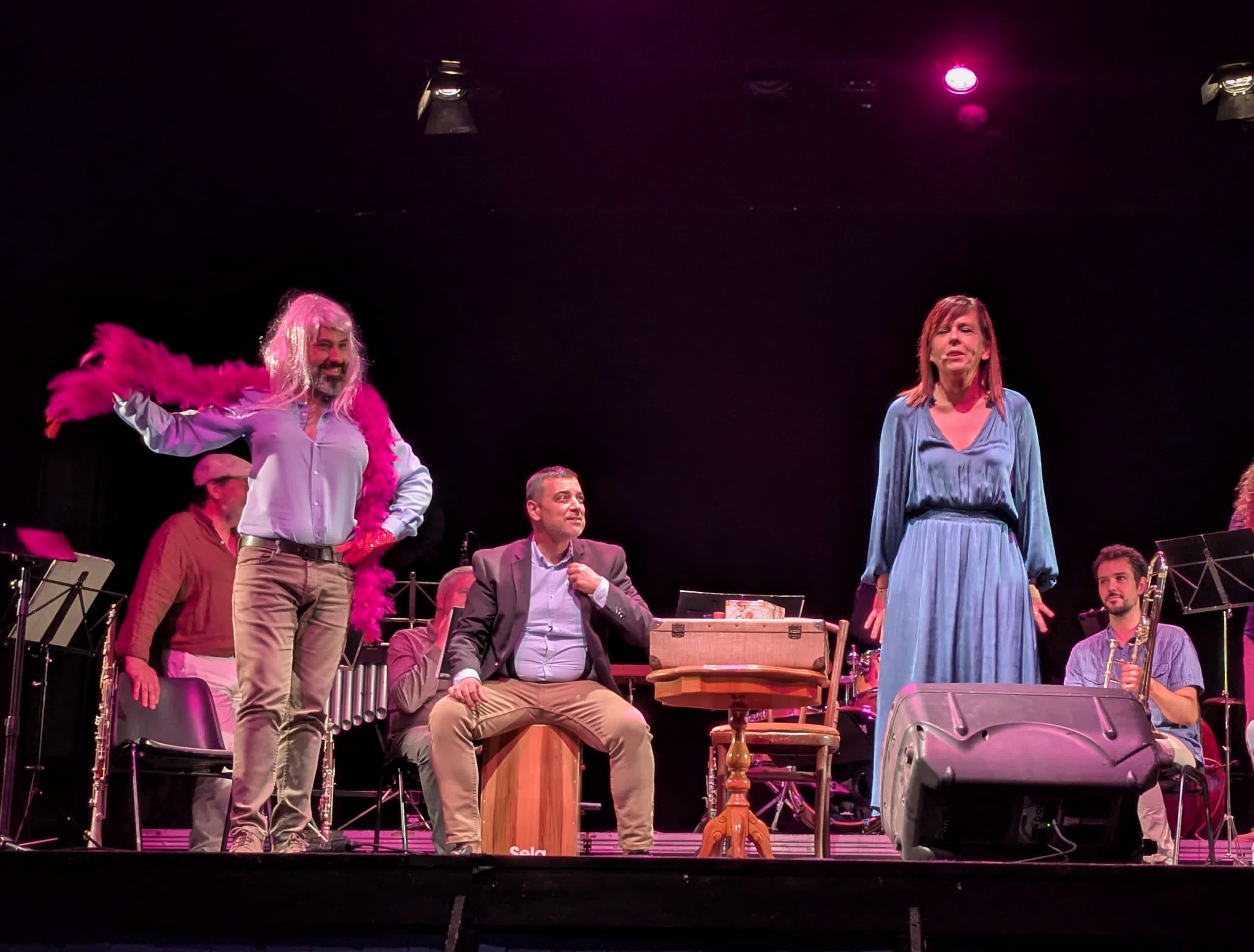 Cobla La Flama de Farners-Trencadís - Neus Mar & La Flama de Farners