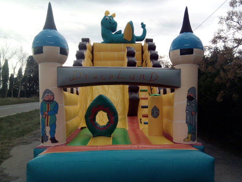 Diverfesta-Inflables: juga, salta i riu