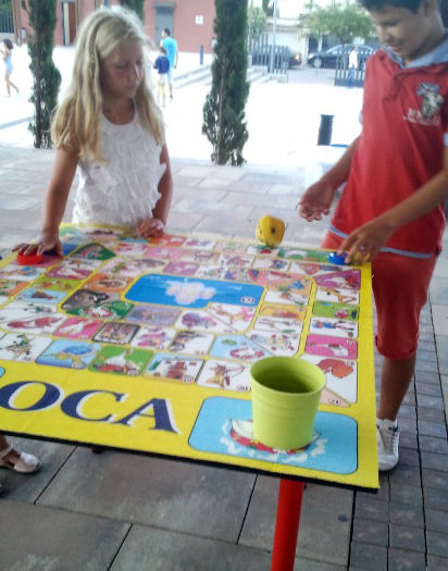 Diverfesta-Jocs gegants a la plaça