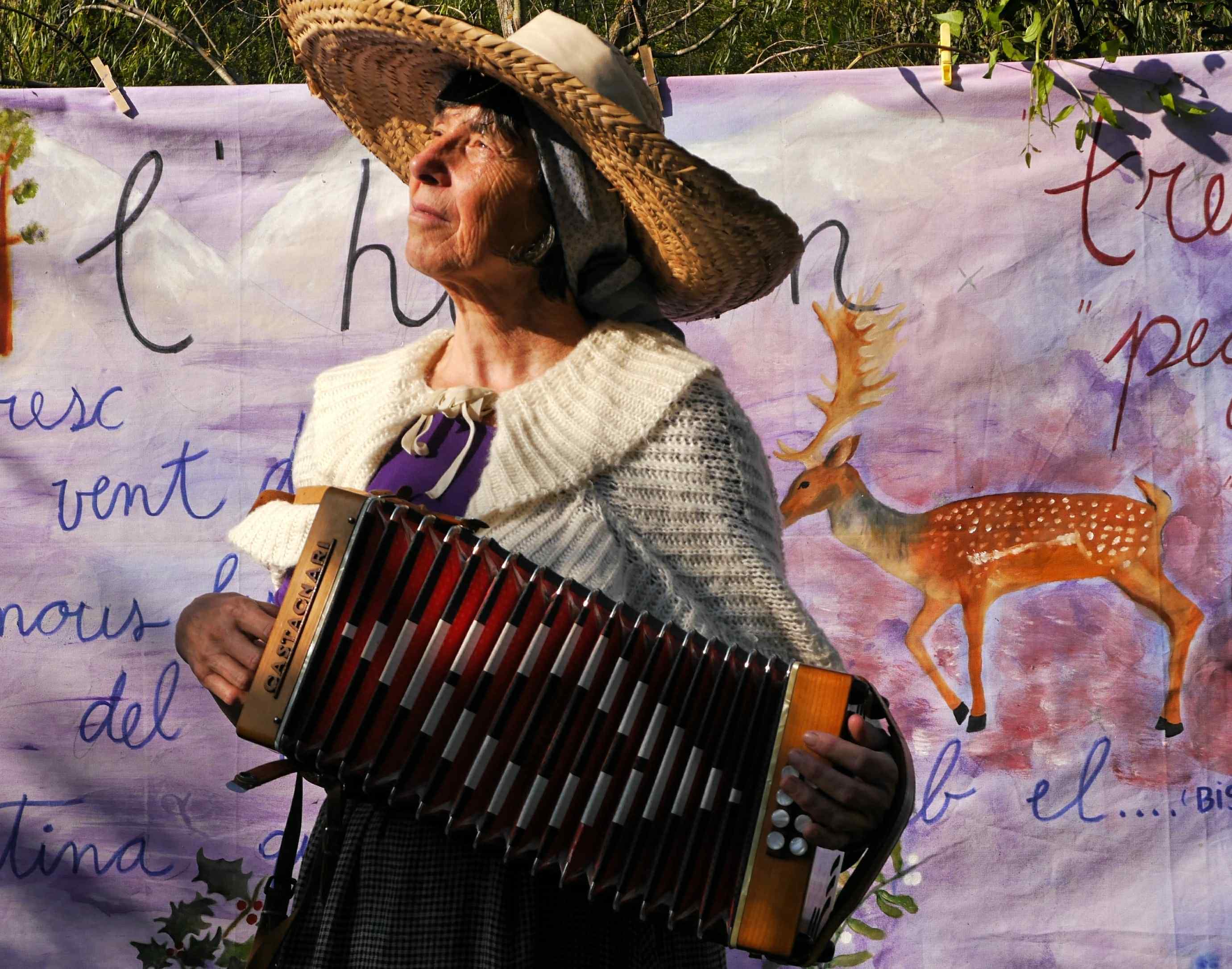 Lalala Troupe-La fada Farigola i les trementinaires