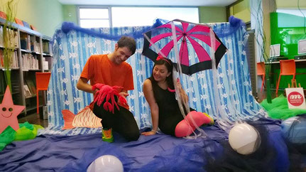 La Minúscula-Patatxaaaf! Biblionadons o sessió de contes