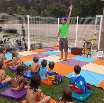 La Minúscula-Contes a la tovallola!