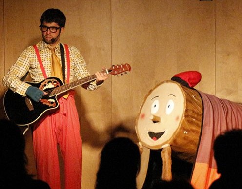 La Minúscula-Caga, tió, contes i animació