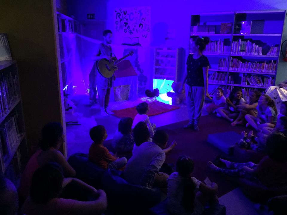 La Minúscula-Relacions tòxiques