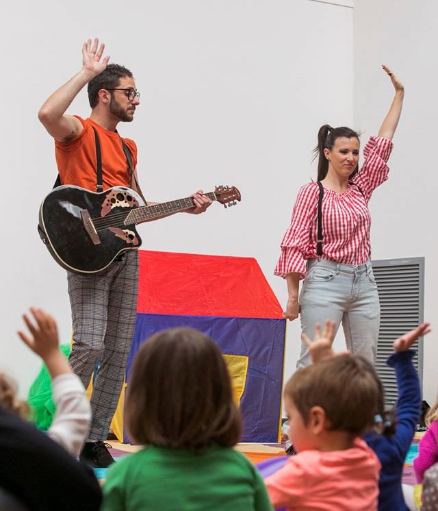 La Minúscula-Que ve el llop! Biblionadons