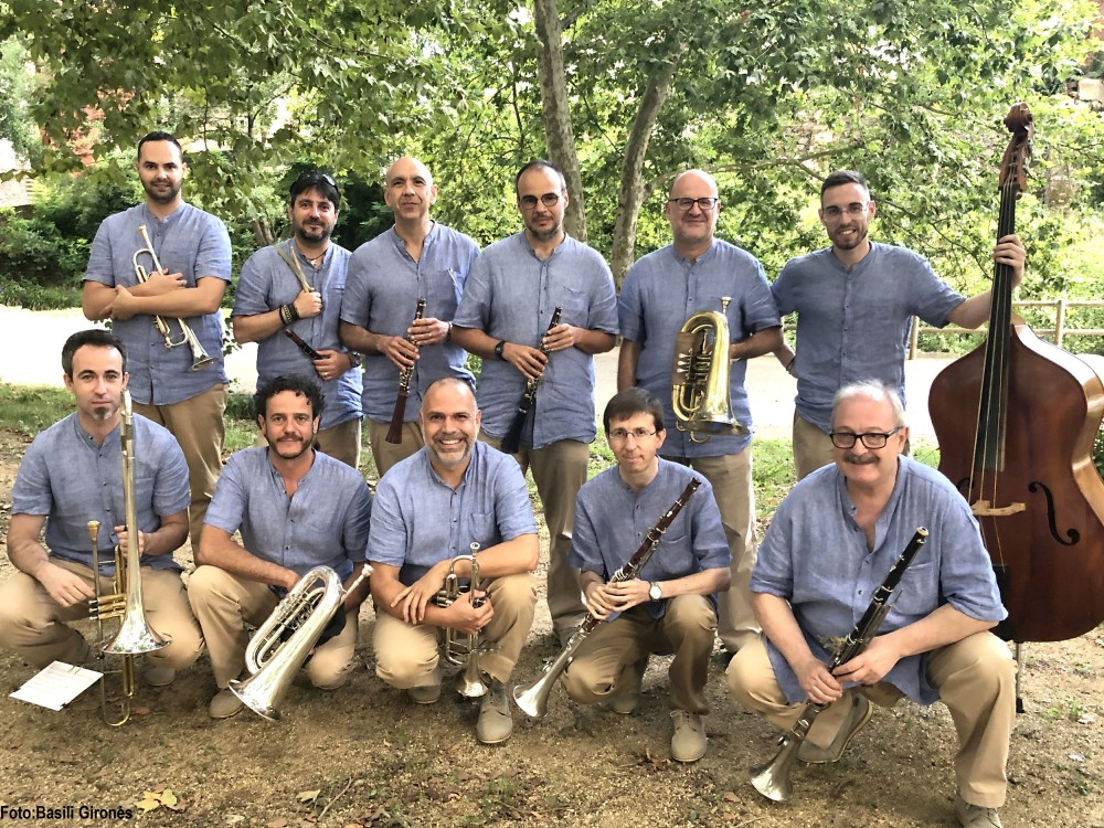 Cobla Ciutat de Girona-Audició de sardanes (ballades) i audicions (concert)