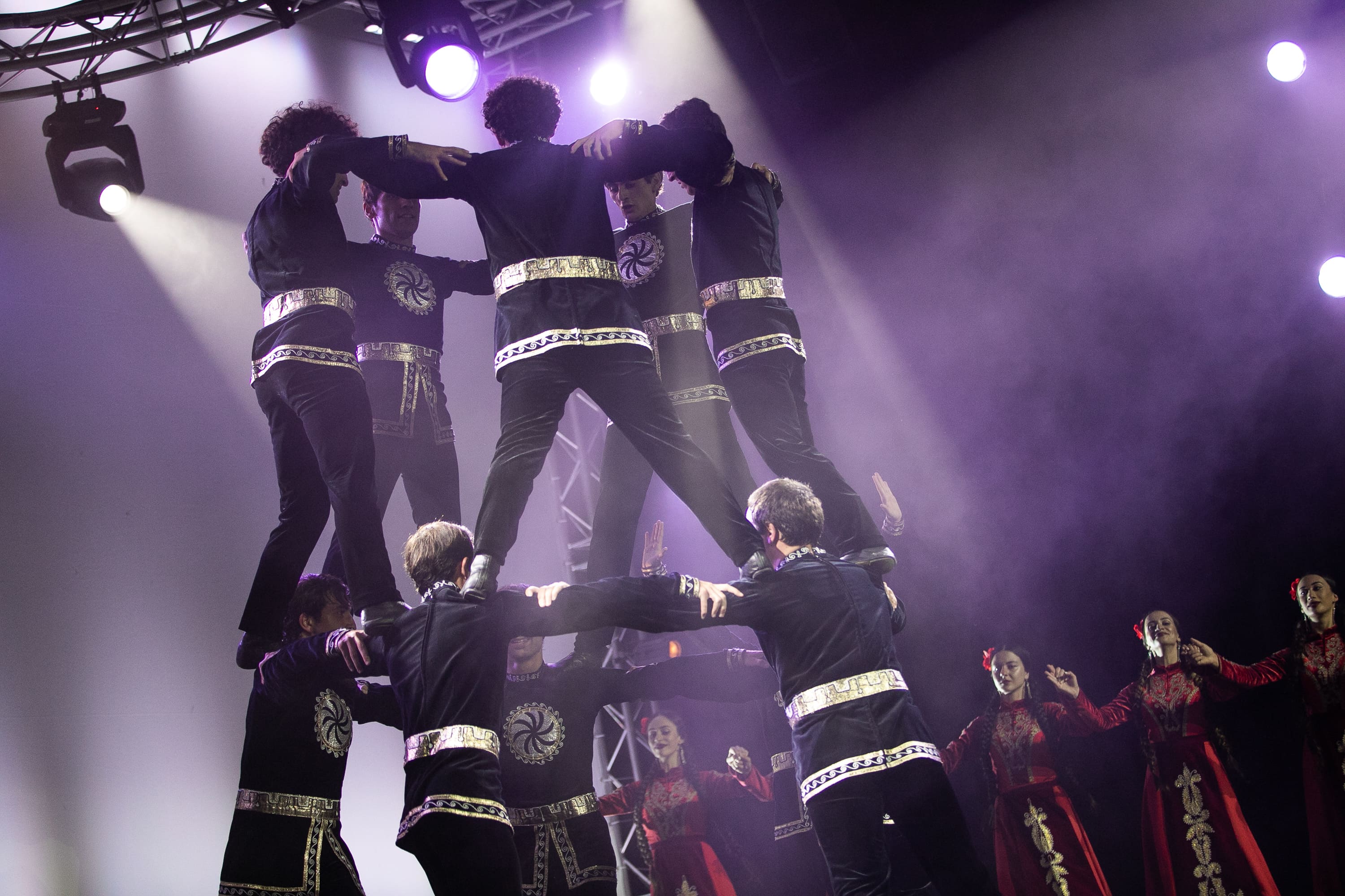 Esbart Marboleny-Danses del món