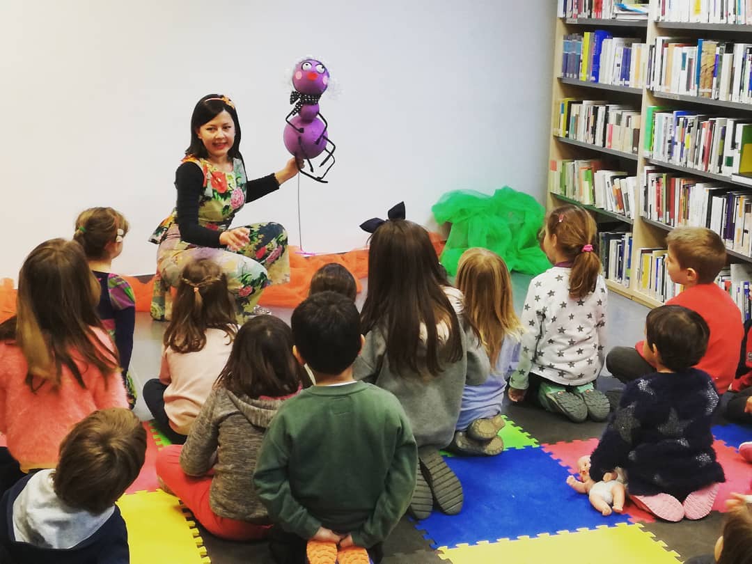 La Minúscula-Sant Jordi al revés!