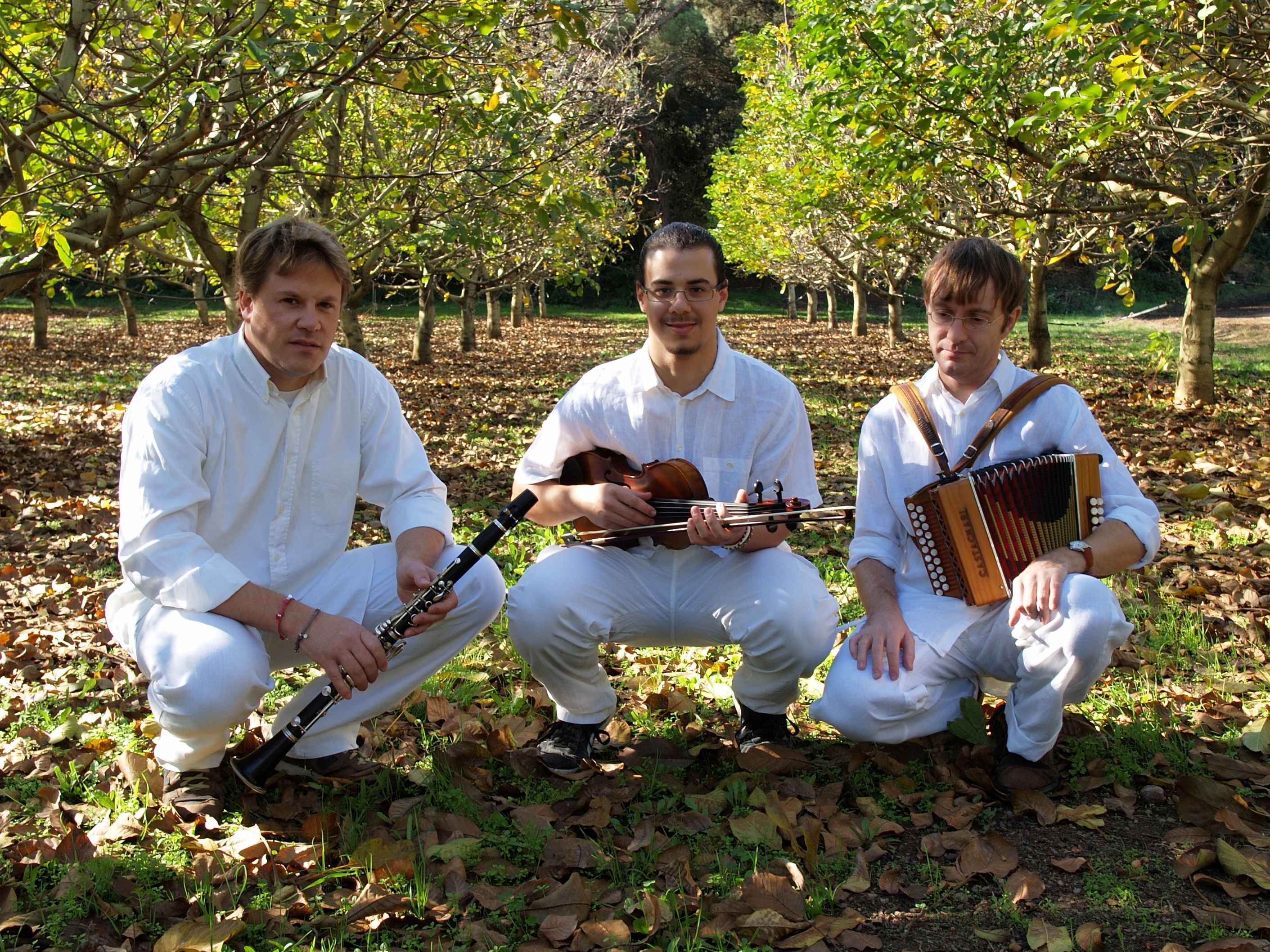 Escampillem-Concert de músiques d’arrel tradicional dels Països Catalans i Occitània