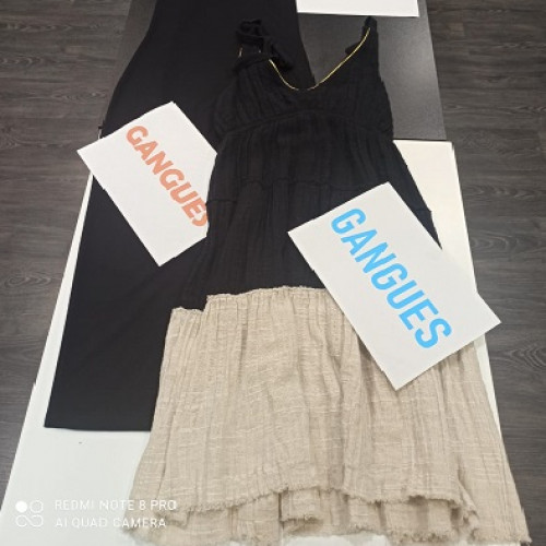 Roba juvenil (Gangues al carrer)