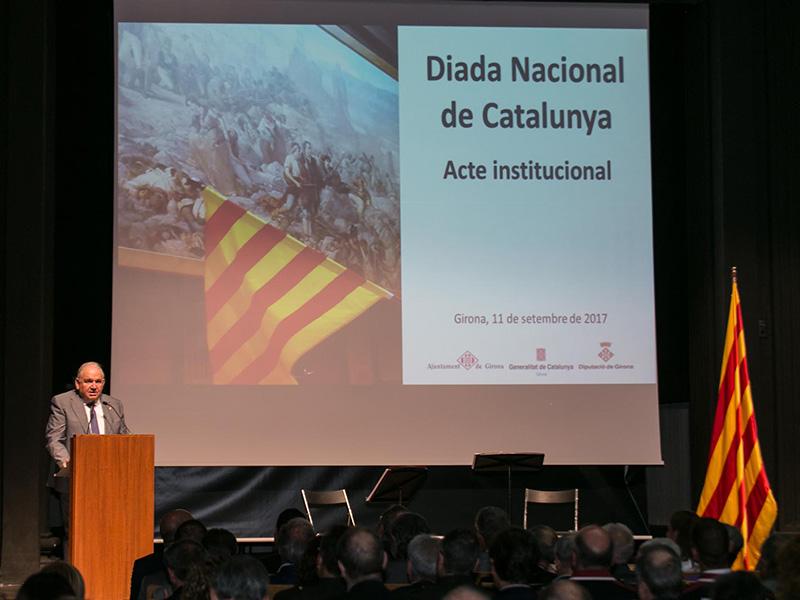 Foto 1: La Generalitat, la Diputaci&oacute; de Girona i l&rsquo;Ajuntament de Girona commemoren conjuntament la Diada de Cata