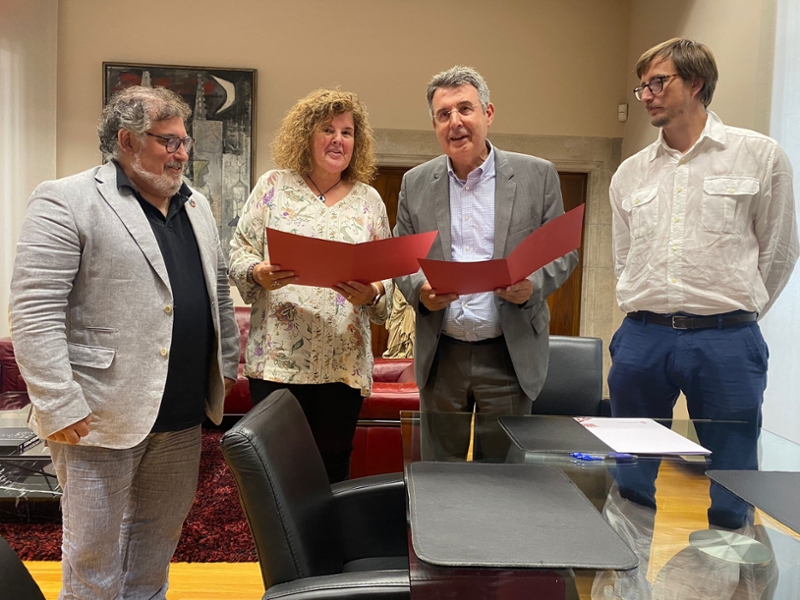 Foto 2: La Diputació de Girona i la Generalitat signen un acord marc en matèria d'espais naturals i conservació de la biodive
