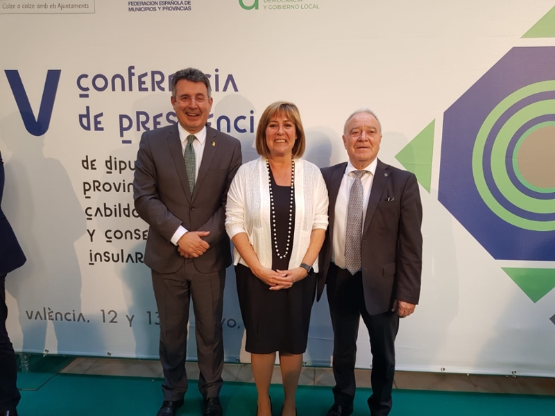 Foto 4: El president de la Diputació de Girona, Miquel Noguer, assisteix a la V Conferència de Presidències de Diputacions, a