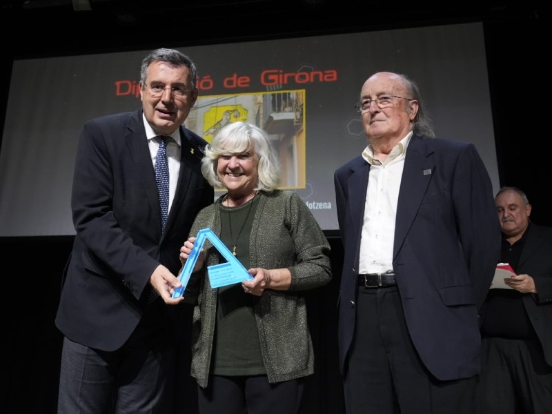 La revista Bonart premia les Exposicions Viatgeres de la Diputació