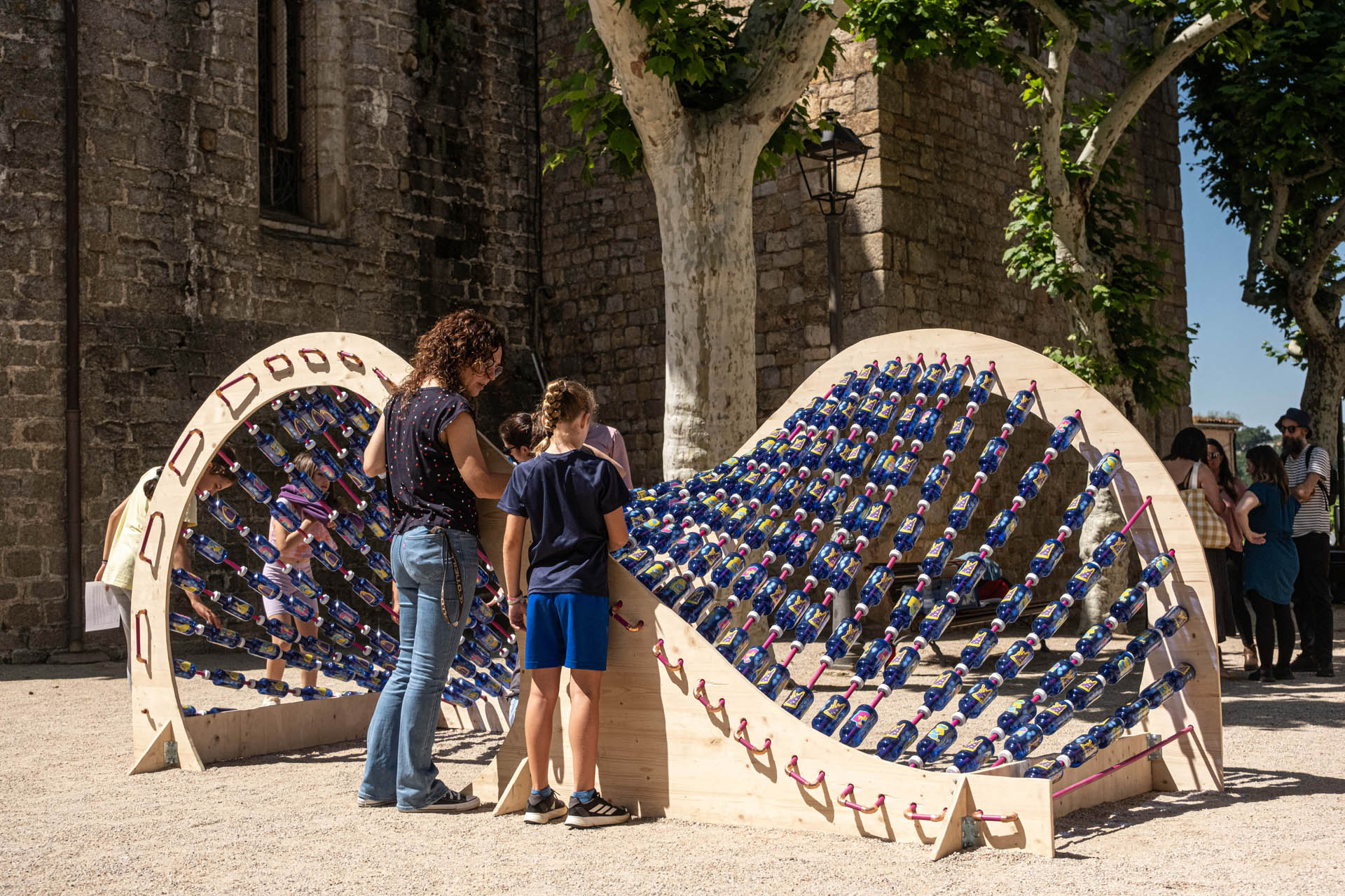 REFL¿X. L'aigua, un dret fonamental per al desenvolupament sostenible